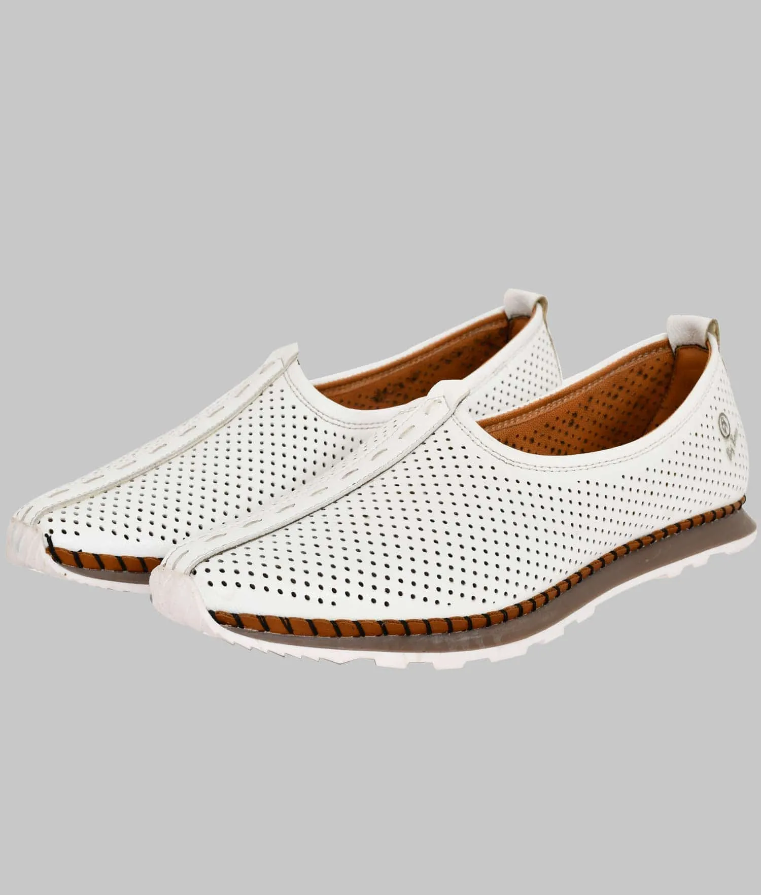 Ethnic Shoe Lover - Big Boon Promax Men's Sports Slip-on