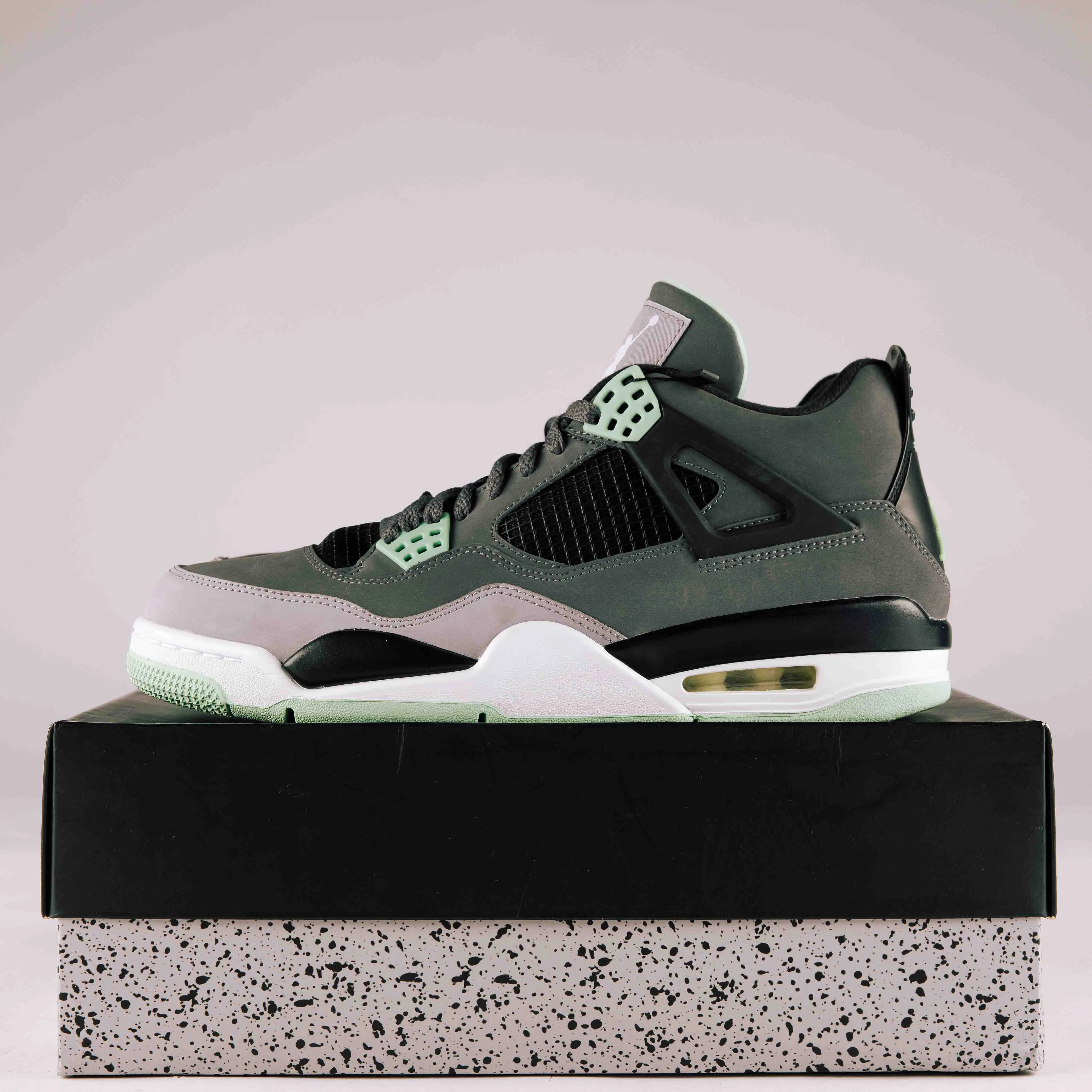 Jordan 4 Retro Green Glow - Used - 0011