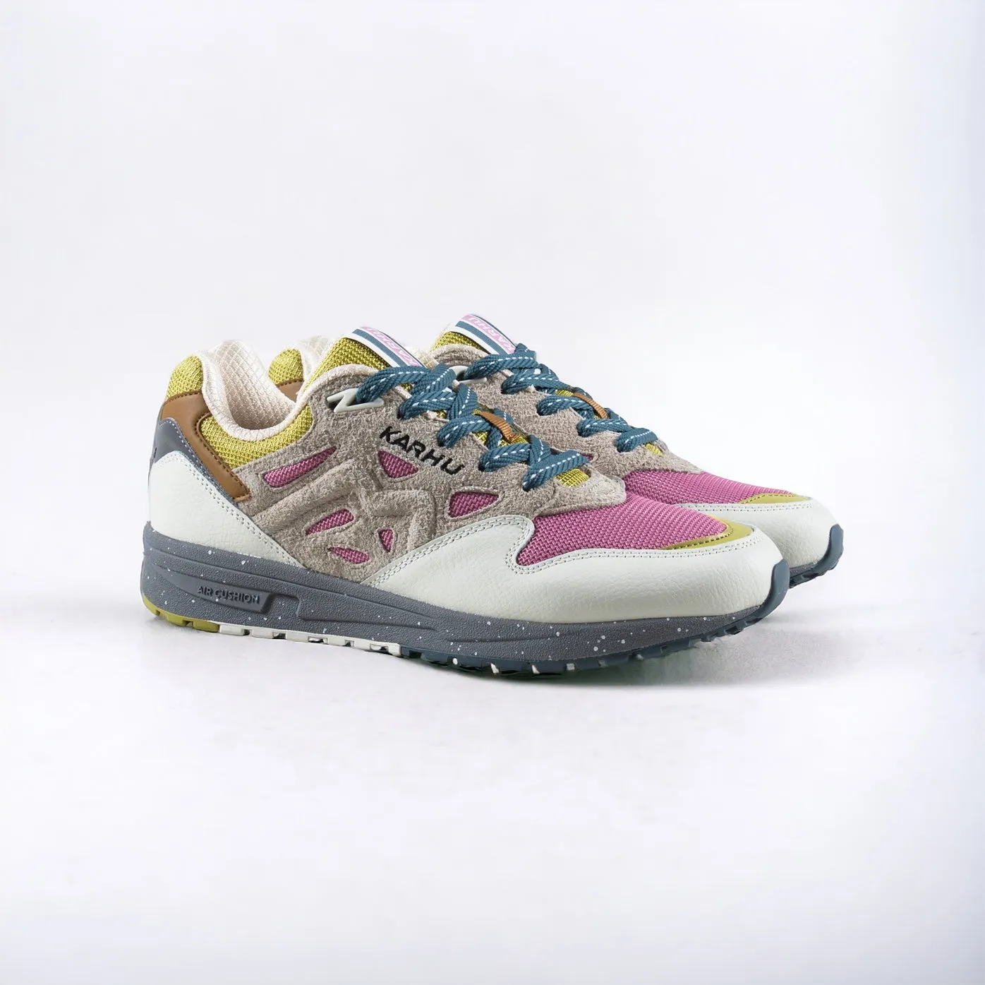 Karhu Legacy 96 Lily White / Lilas