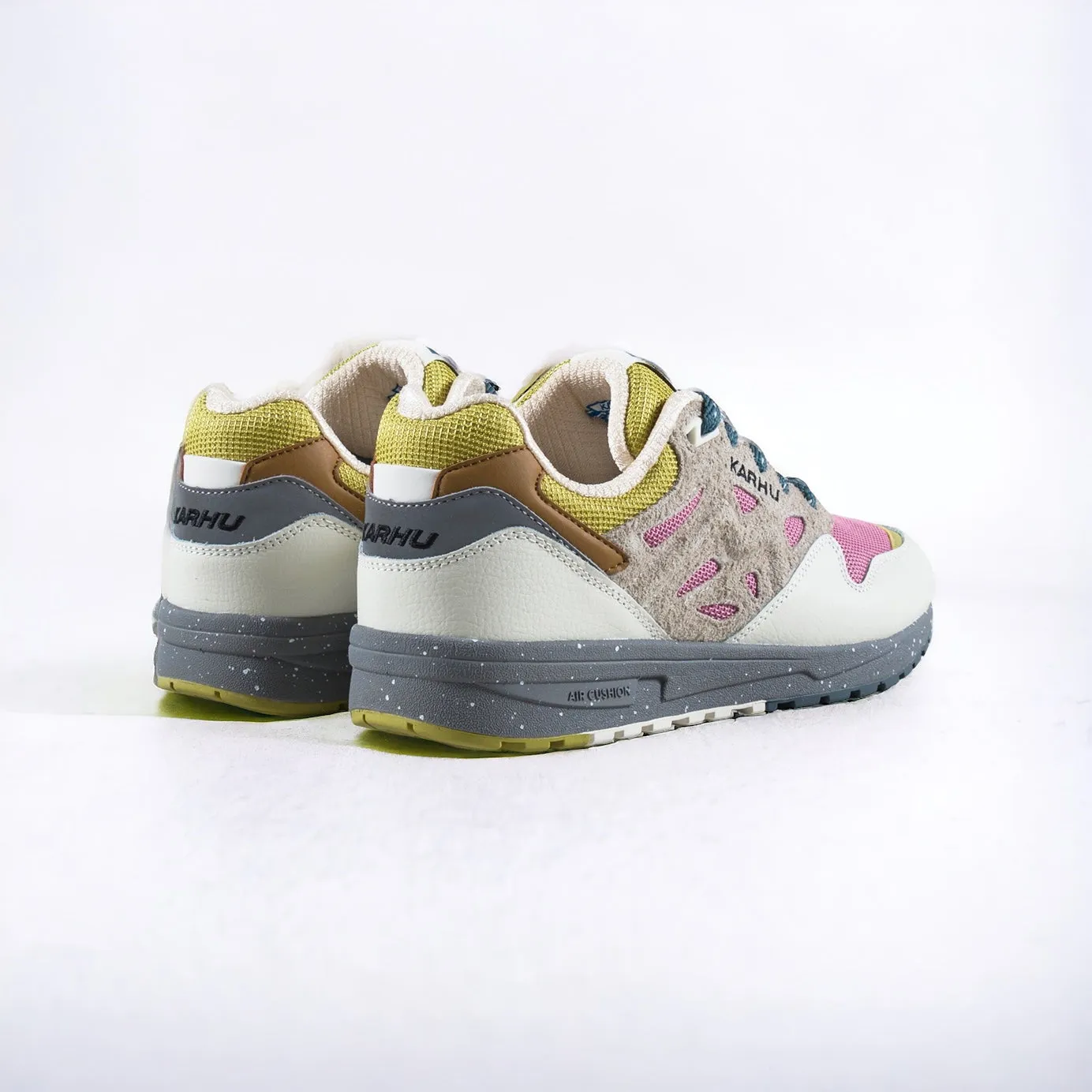 Karhu Legacy 96 Lily White / Lilas