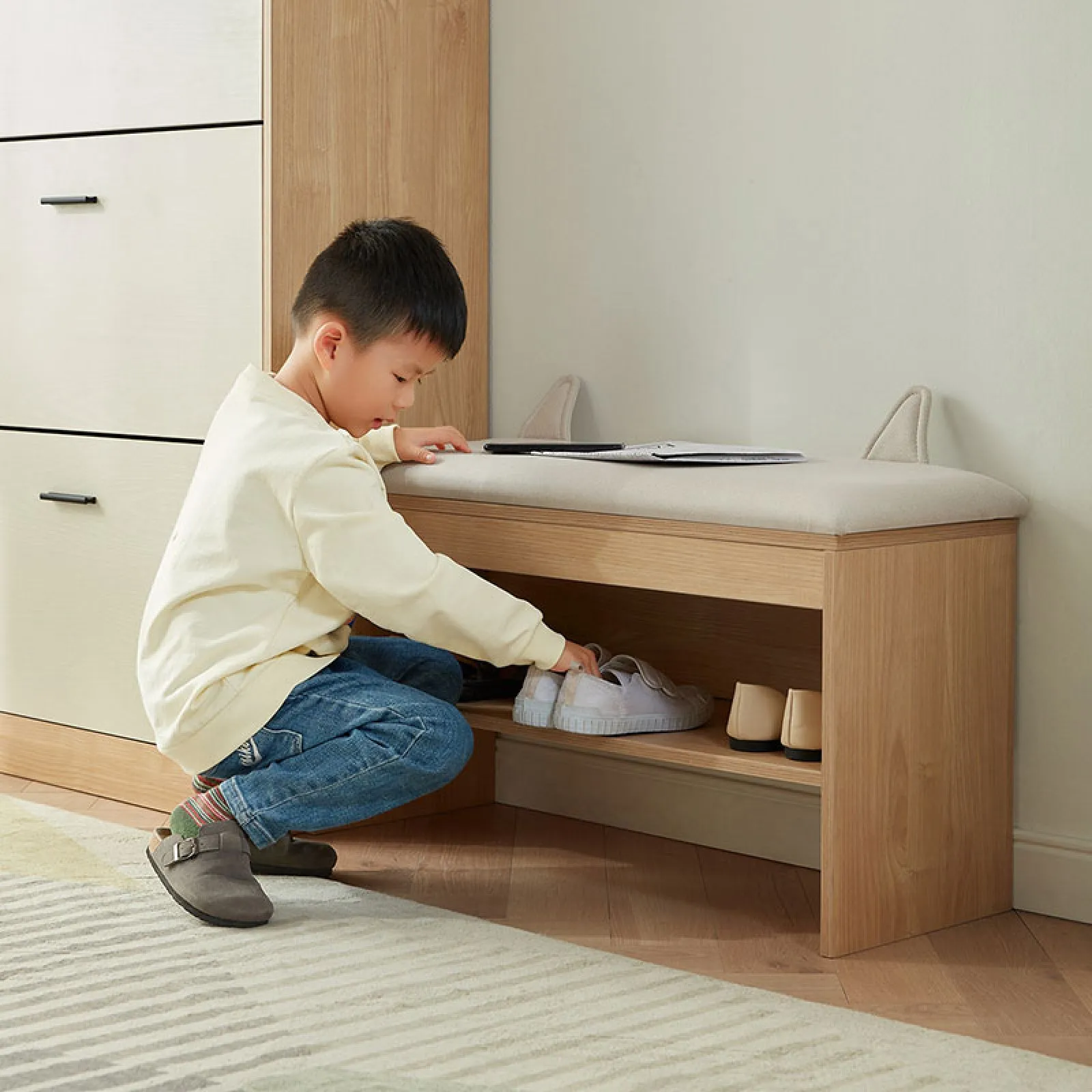 LAVON Wooden Shoe Cabinet