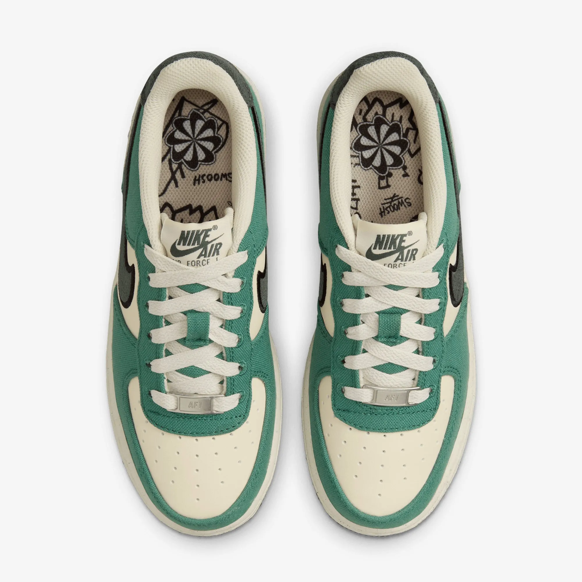 NIKE | AIR FORCE 1 LV8 (GS) { COCONUT MILK/VINTAGE GREEN-BICOASTAL